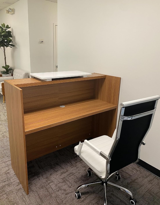 Executive office Reception Desk - Image 4